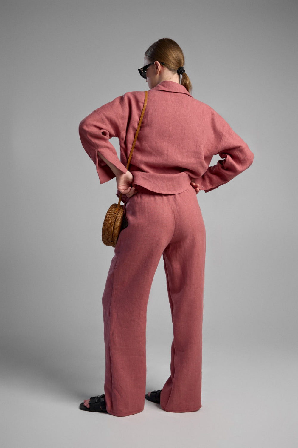 Women's sustainable hemp set with straight leg pants and oversized shirt in color masala. Perfect for all seasons and events.