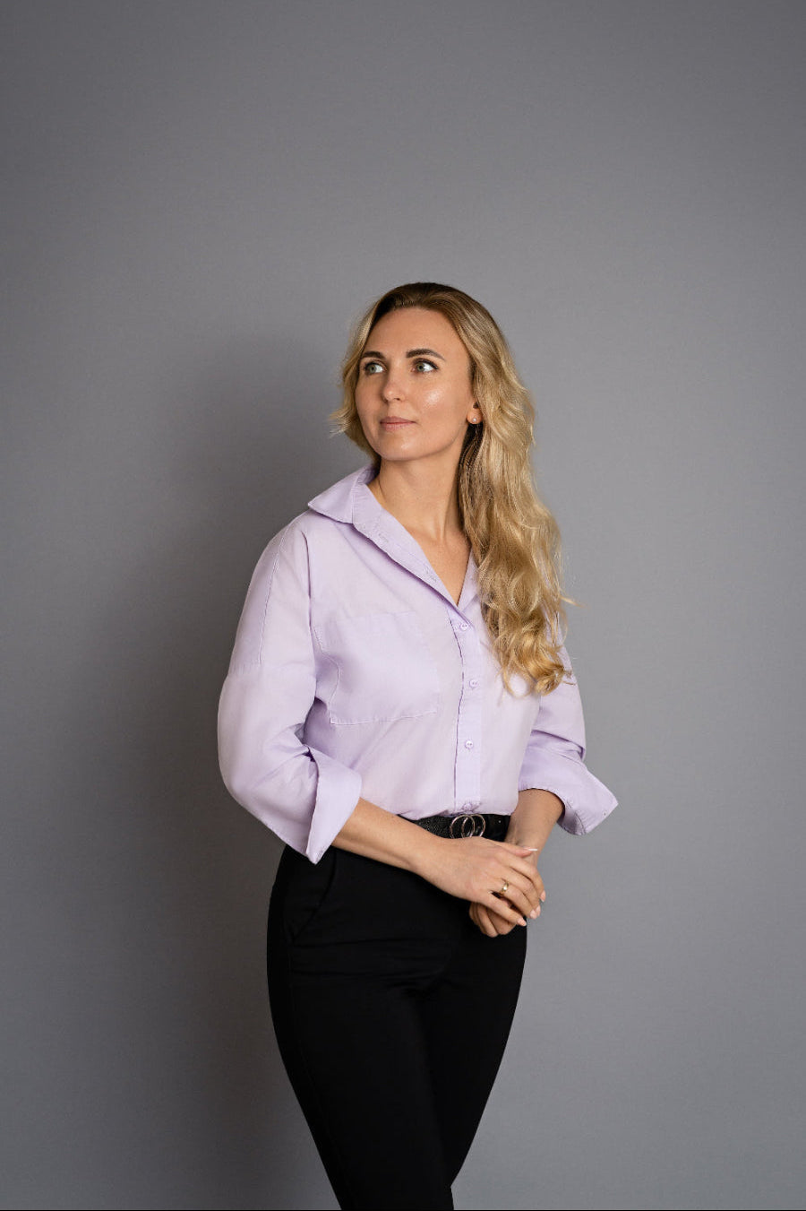 makö women's oversized dream lavender basic shirt, perfect for a classic and versatile wardrobe essential.