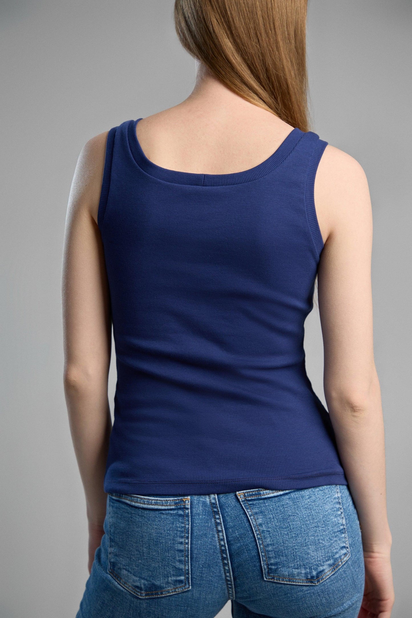 Recycled cotton women's basic tank top with scoop neck from makö, ideal for summer outfits, office, and casual style