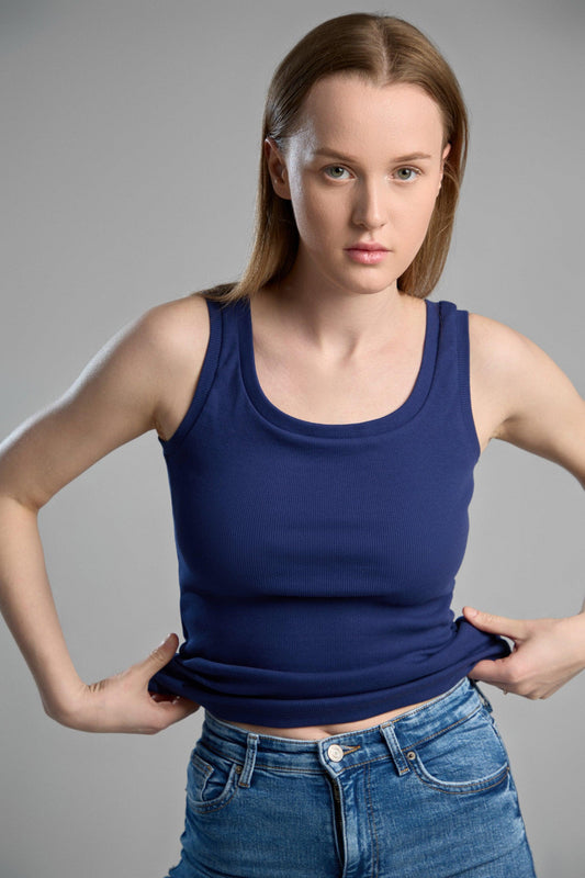 Recycled cotton women's basic tank top with scoop neck from makö, ideal for summer outfits, office, and casual style