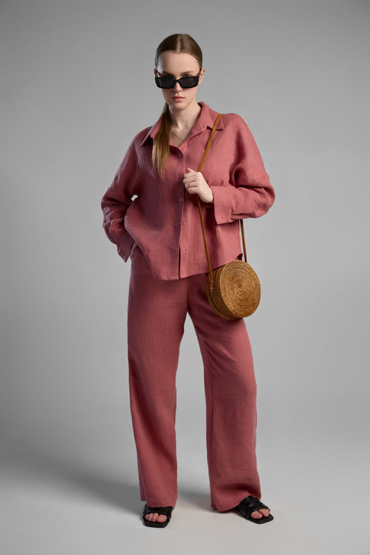 Women's sustainable hemp set with straight leg pants and oversized shirt in color masala. Perfect for all seasons and events.